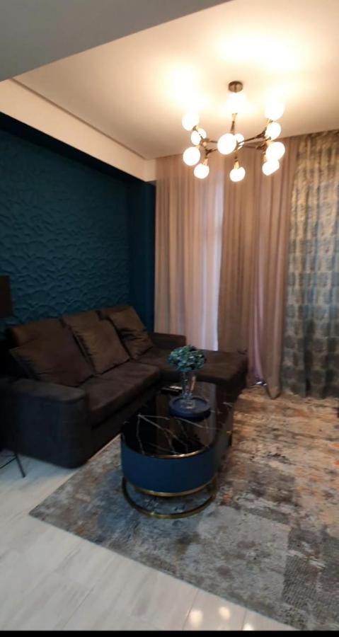 Fantaflat Old Tbilisi Apartment Bagian luar foto