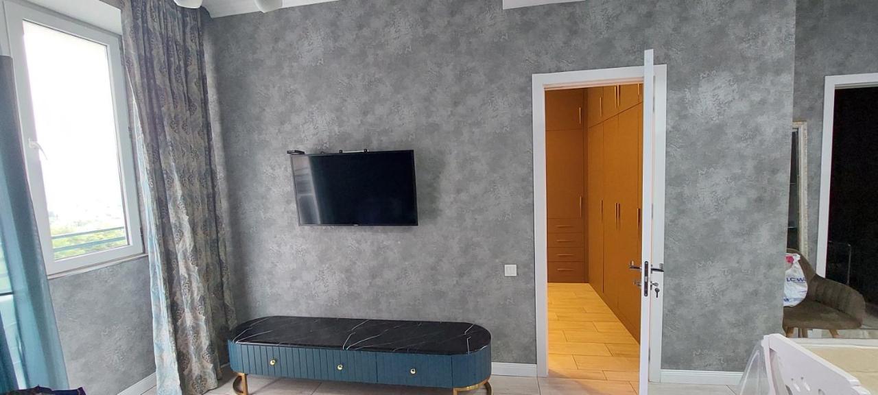 Fantaflat Old Tbilisi Apartment Bagian luar foto