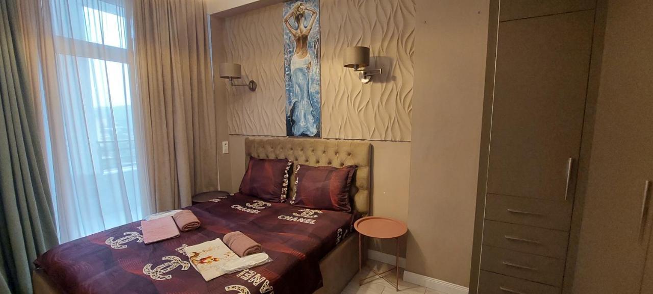 Fantaflat Old Tbilisi Apartment Bagian luar foto