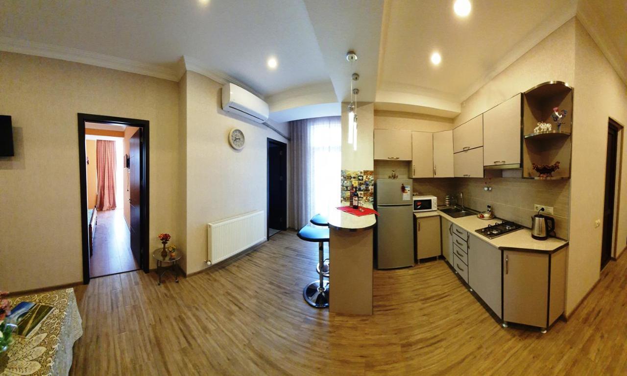 Fantaflat Old Tbilisi Apartment Bagian luar foto
